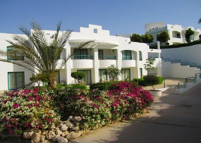 Resort Dessole Royal Rojana 5*